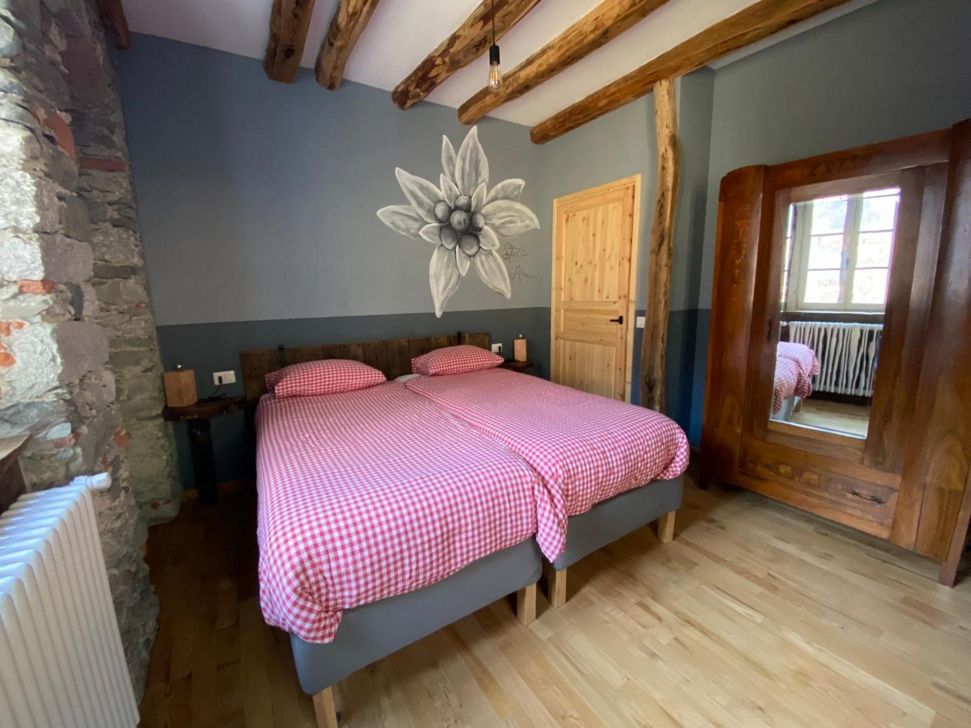Mountain Cabin Valsesia Appartement Stella Varallo Ngoại thất bức ảnh